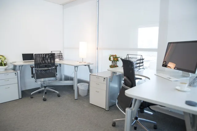 iocenters, furnished offices, serviced offices. How to vet an influencer-agency benchmark figure in England