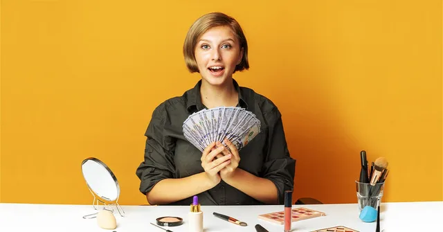 monetizing content, content creator, influencer, portrait, caucasian, content creator, content creator, content creator, content creator, content creator, influencer, influencer, influencer, influencer. A small set of influencer-agency metrics with fixed events, denominators and a release condition